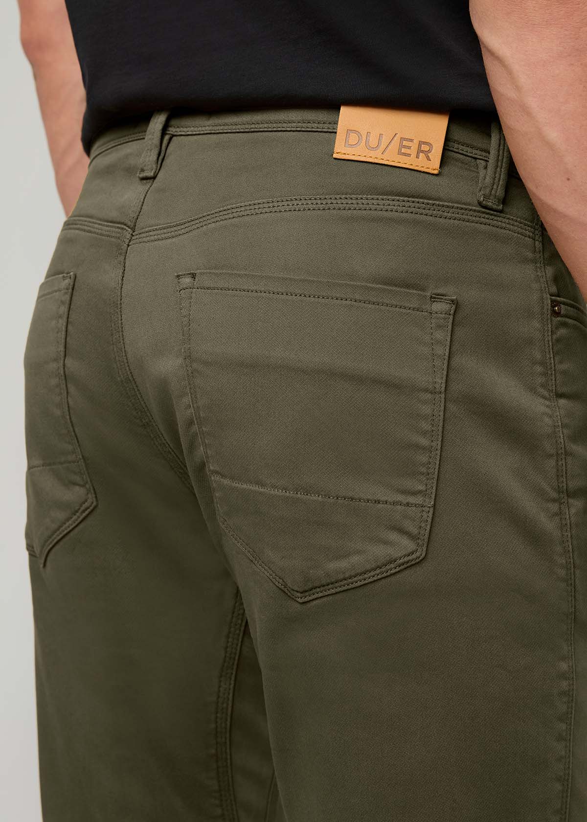 No Sweat Athletic Taper - Kelp | DUER