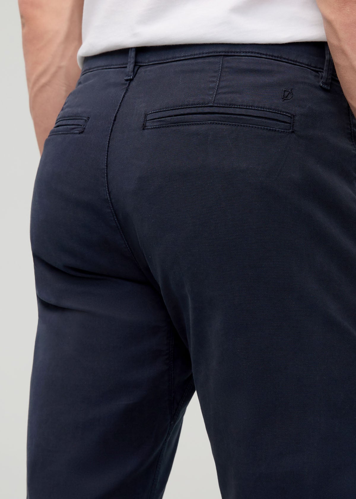 Duer | Live Lite Relaxed Taper Chino Navy