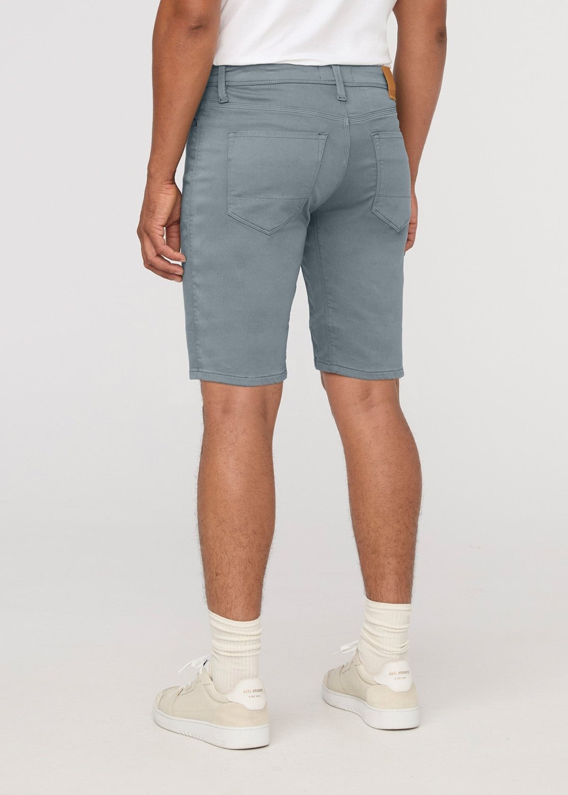 mens river relaxed fit performance short back