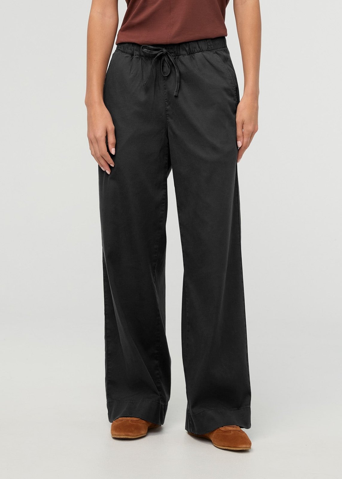 Deluxe Twill Easy Pant - Black | DUER