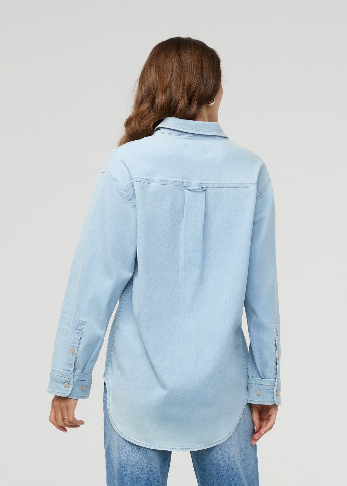 Duer | Performance Denim Lite Relaxed Button Down Bleach
